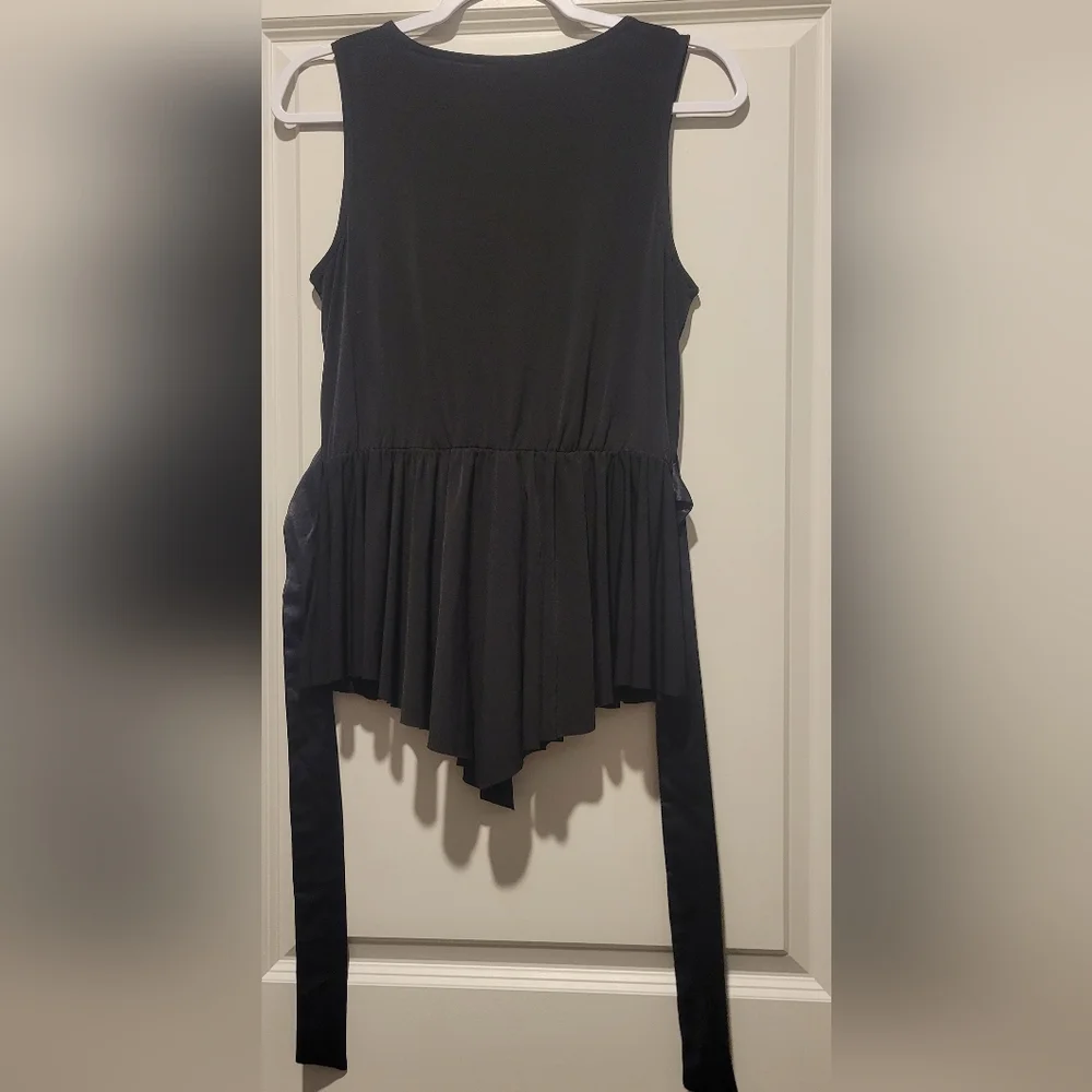 SOLD  Allen B. top - Picture 4 of 6